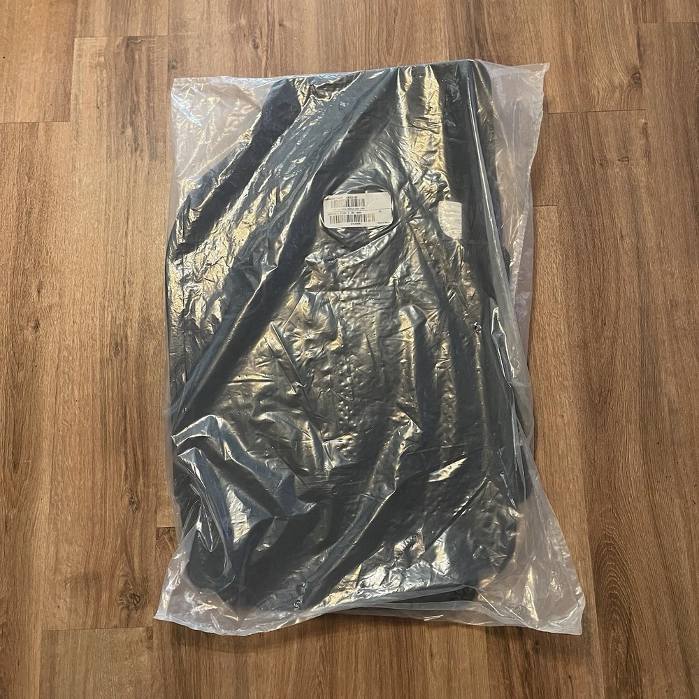 AGM A1525-F-101-600R GM #84265141 Jet Black Floor Mats 3 Piece Sealed Equinox